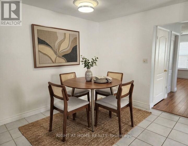 Property Photo:  5980 Whitehorn Avenue 152  ON L5V 2Y5 