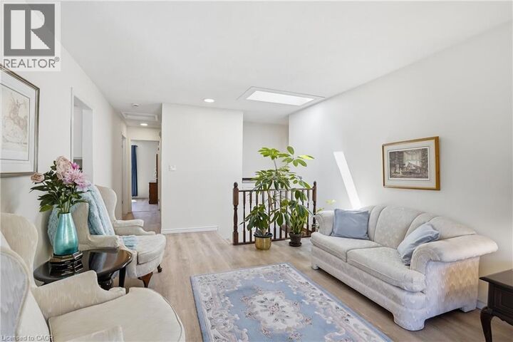 Property Photo:  13 Fallingbrook Drive  ON L0S 1E1 
