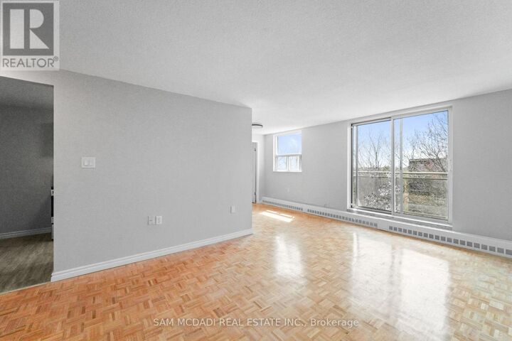Property Photo:  62 Spencer Street 202  ON K9A 1C2 