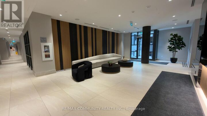 Property Photo:  2545 Simcoe Street North 319  ON L1L 0W3 