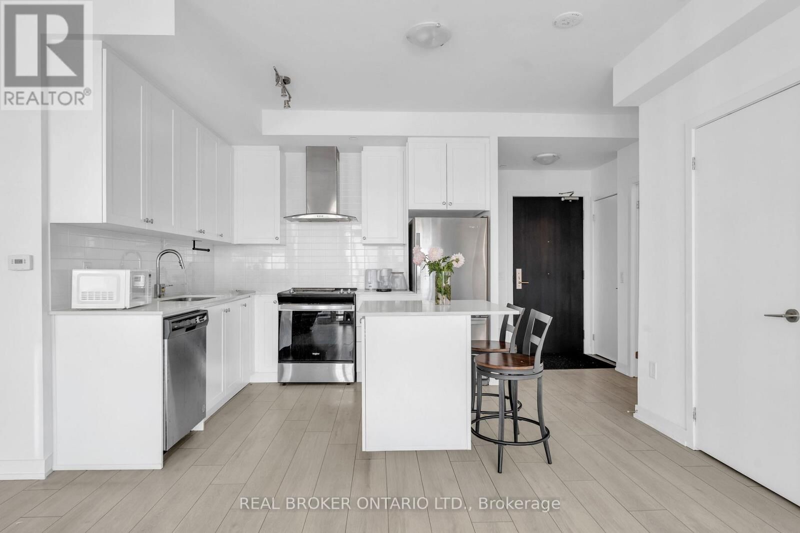 Property Photo:  55 Duke Street West 1210  ON N2H 0C9 