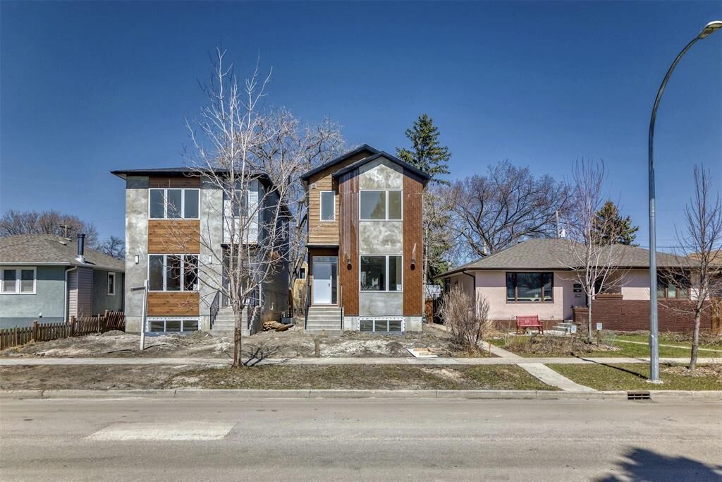 Property Photo:  99 Haig Avenue  MB R2M 0E2 