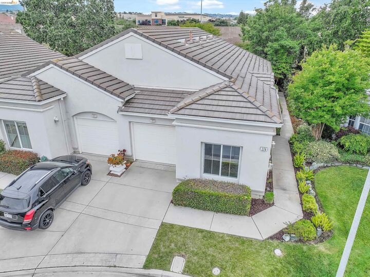 Property Photo: 276 Black Amber Way CA 94513