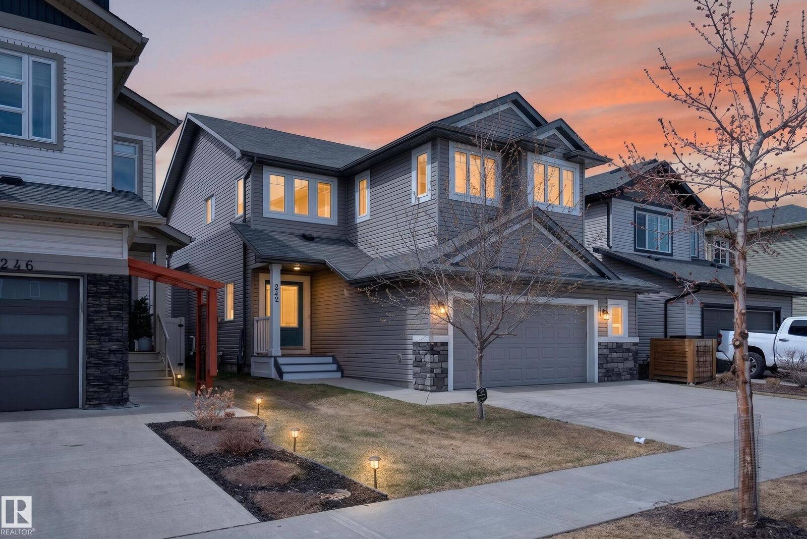 Property Photo:  242 Cranberry Bend  AB T8L 0R4 