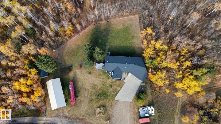 Property Photo:  22516 Twp Road 572  AB T0A 1N5 