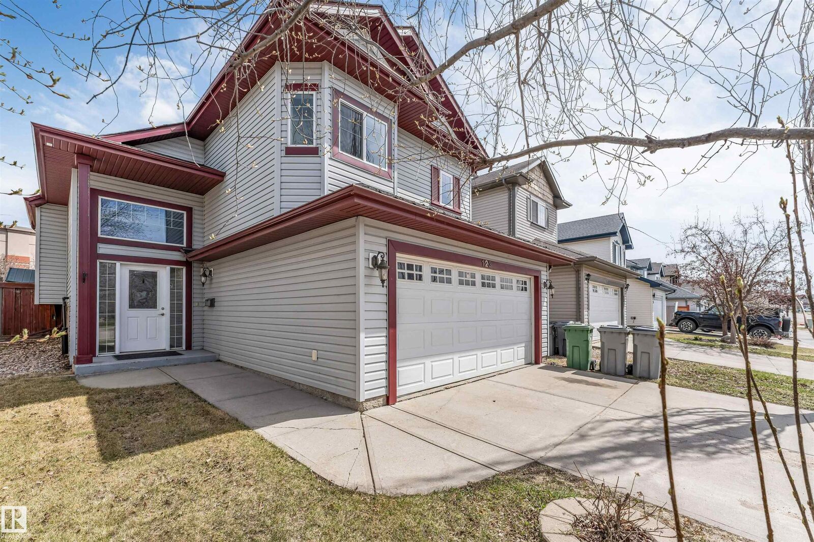 Property Photo:  123 Rue Masson  AB T4X 1S8 