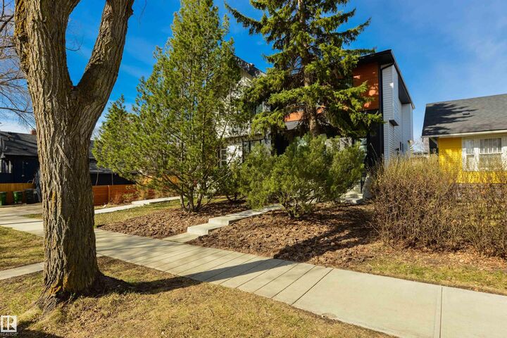 Property Photo:  11414 125 Street NW  AB T5M 0M9 