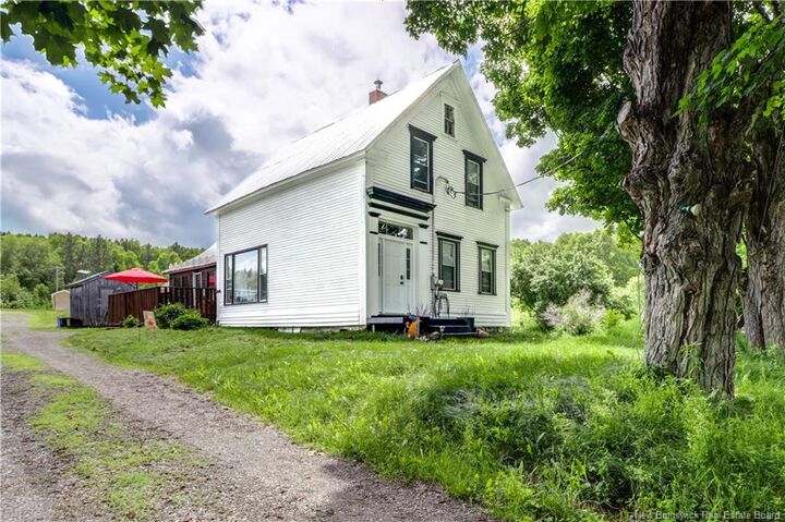1152 Hartin Settlement Road — photo 1
