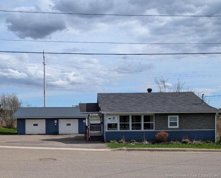 Property Photo:  402 Highlandview Road  NB E1A 2L3 
