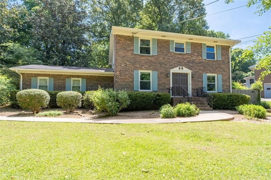 Property Photo:  5147 Charmant Place  GA 30360 
