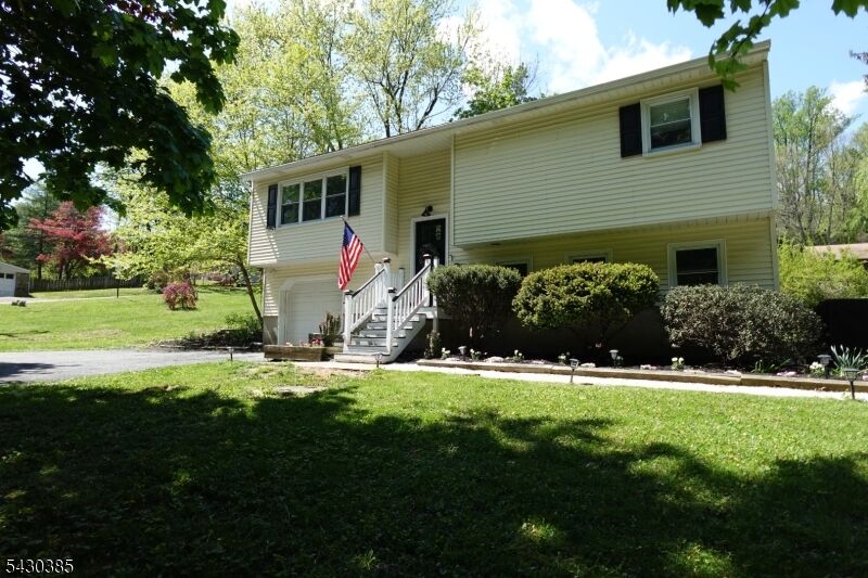 Property Photo:  400 North Rd  NJ 07830 