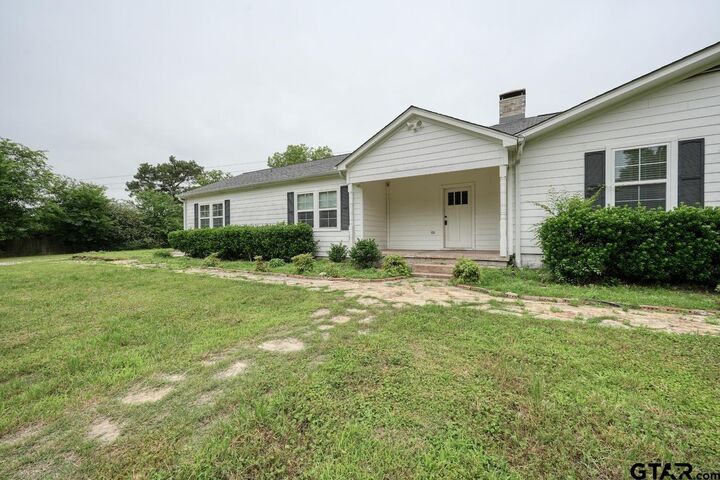 Property Photo:  17597 Cr 452  TX 75771 