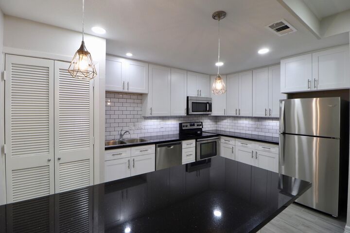 Property Photo:  5929 Queensloch Drive 116  TX 77096 