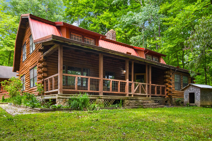 Property Photo: 4497 Tom Cat Trail KY 40741