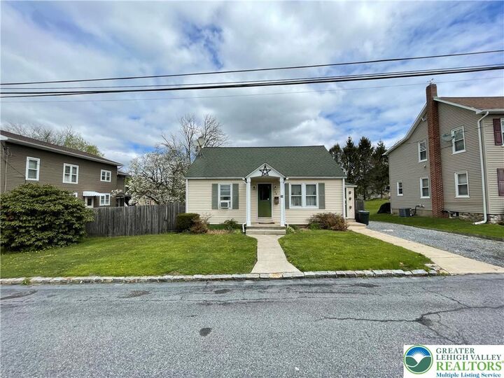 Property Photo:  38 W 3rd Street  PA 18091 