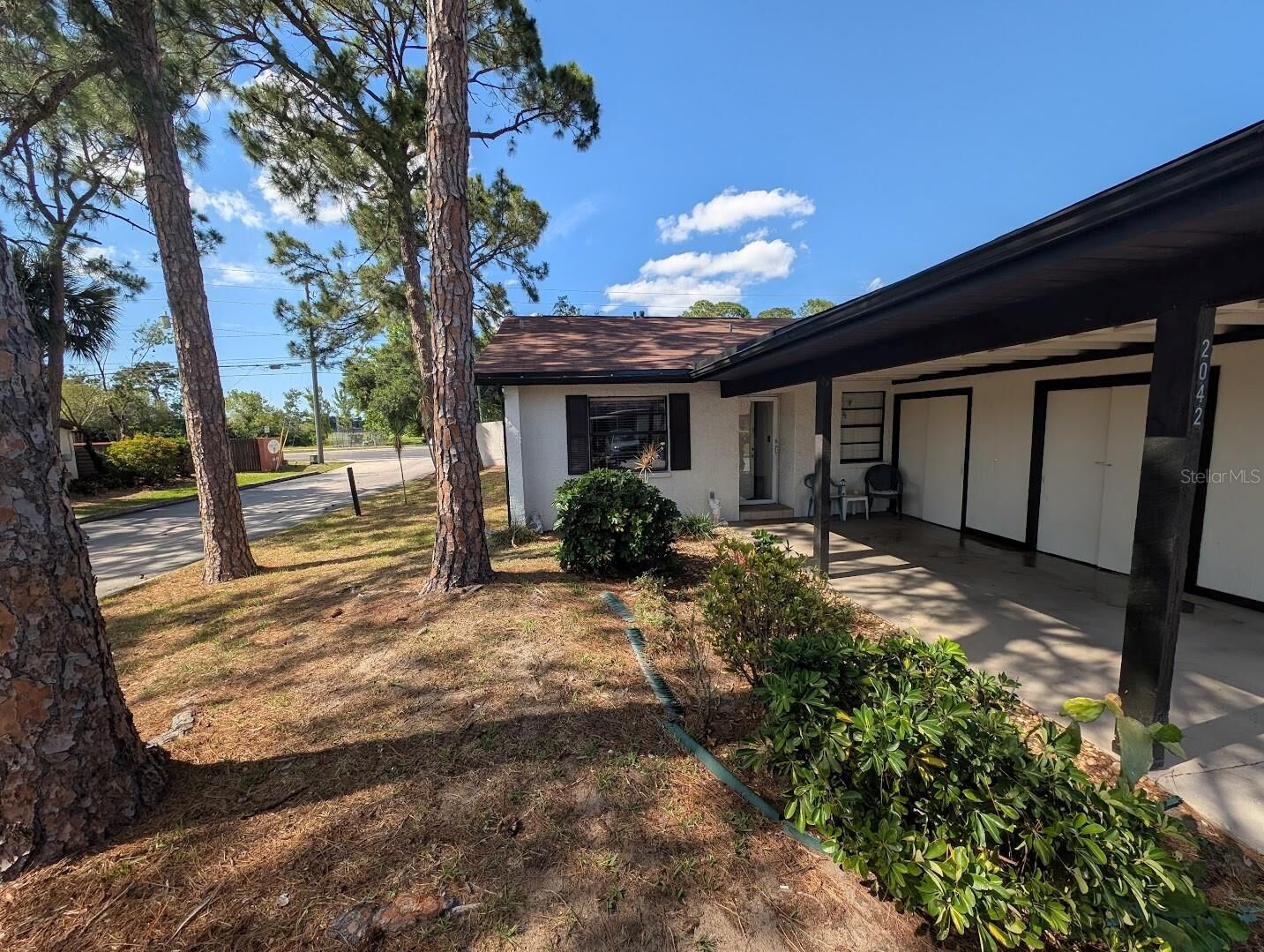 Property Photo:  2042 Sunset Grove Lane  FL 33765 