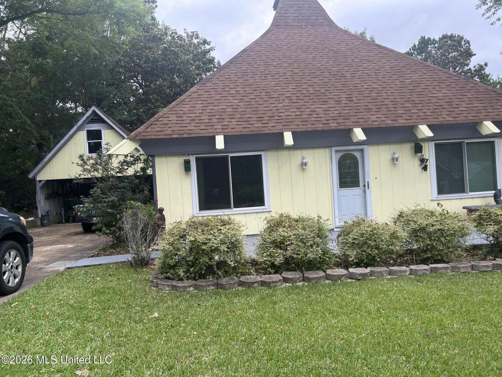 Property Photo: 6837 Hilo Street MS 39525