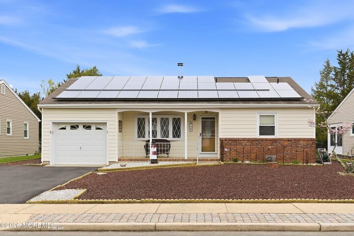 Property Photo:  38 Westbrook Drive  NJ 08757 