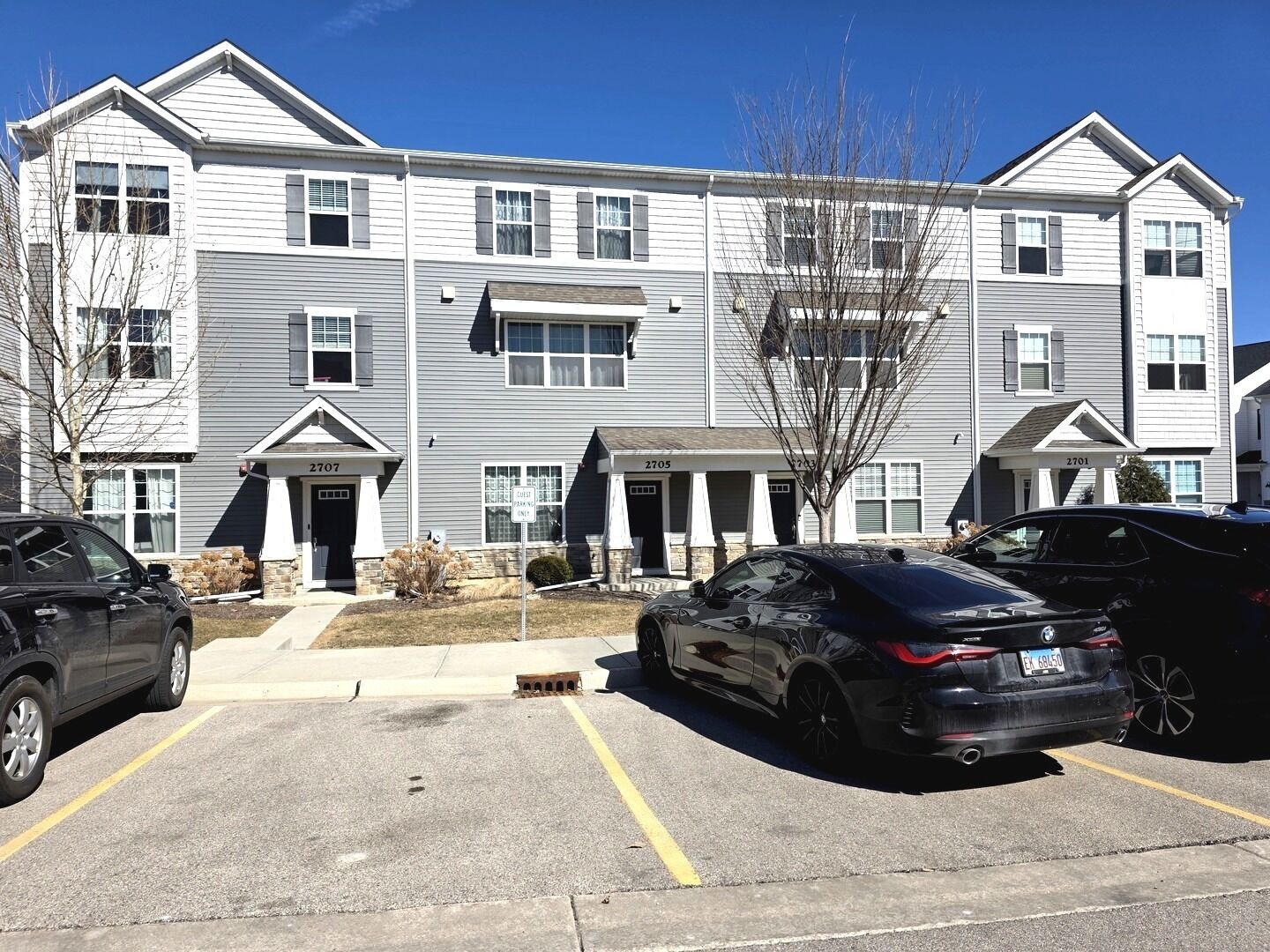 Property Photo:  2707 Lily Lane  IL 60008 