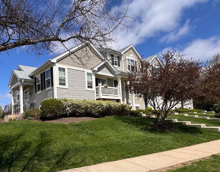 Property Photo: 1678 Windward Drive IL 60140