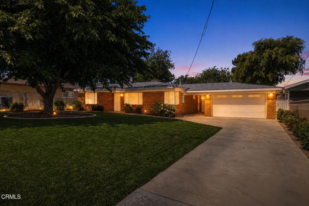 Property Photo: 41723 55th Street W CA 93536