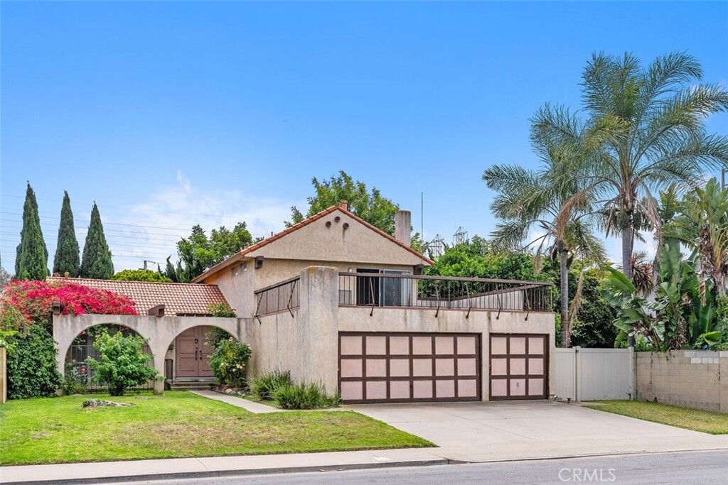 Property Photo:  10042 Sprit Circle  CA 92646 