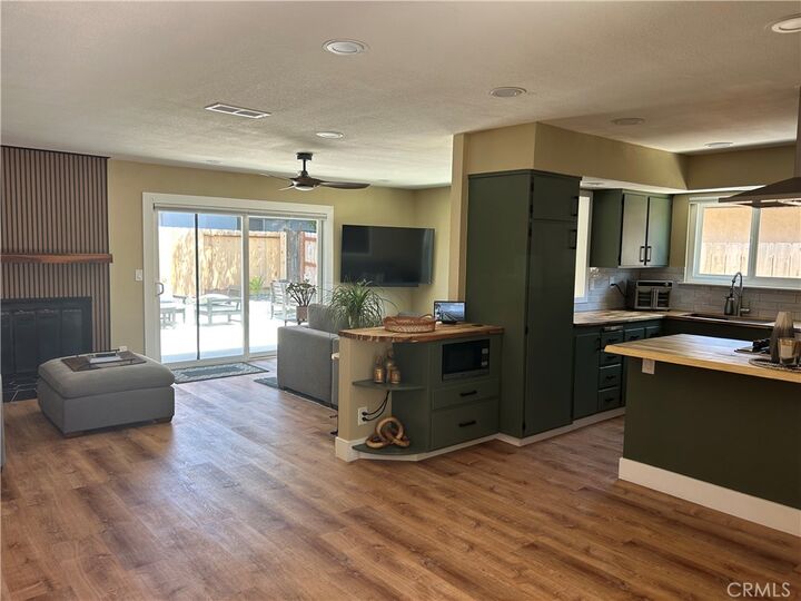 Property Photo: 1308 Balboa CA 93405