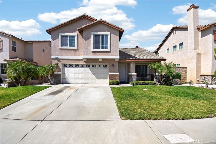Property Photo:  15370 Twinberry Court  CA 92336 