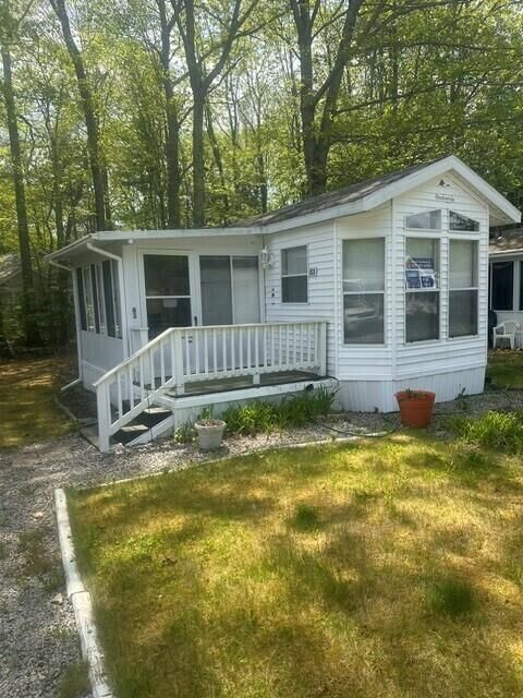 Property Photo:  430 Post Road 83  ME 04090 