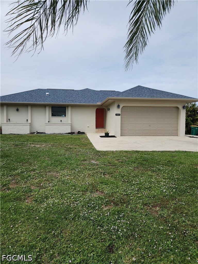 Property Photo: 3025 Magnolia Way FL 33950