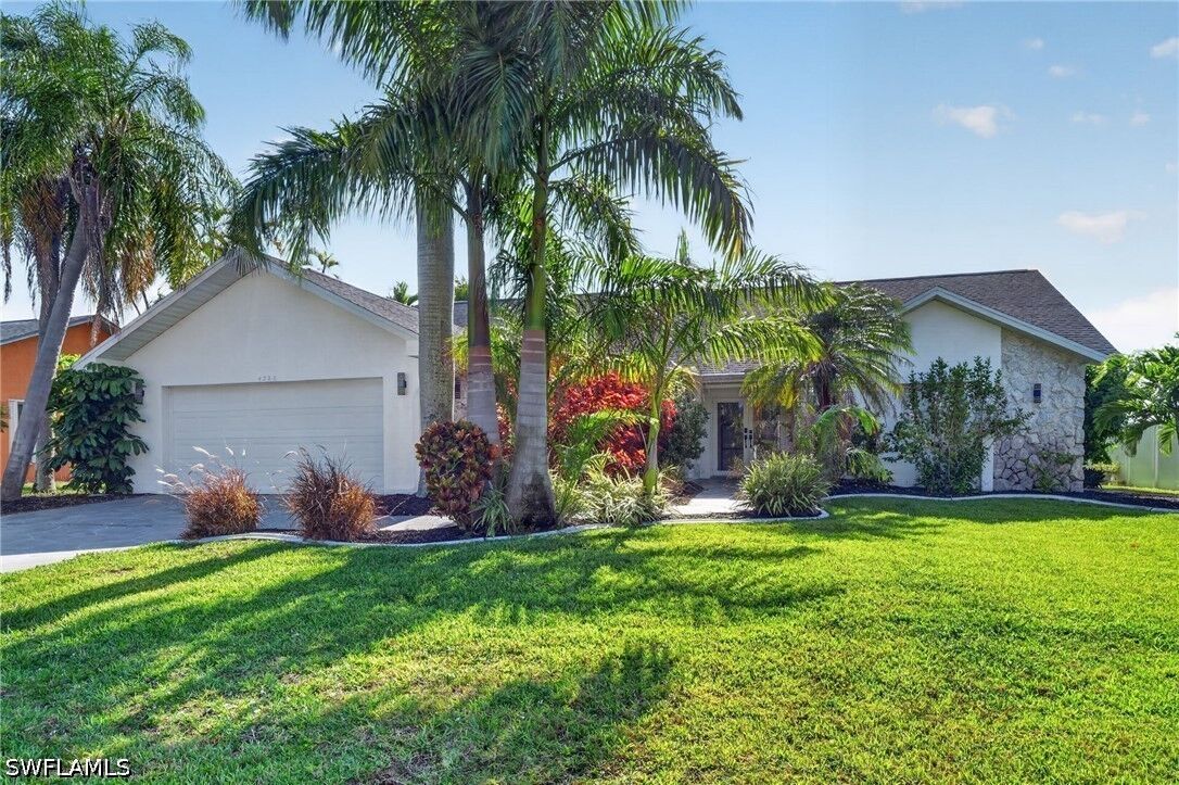Property Photo:  4225 SW 2nd Avenue  FL 33914 