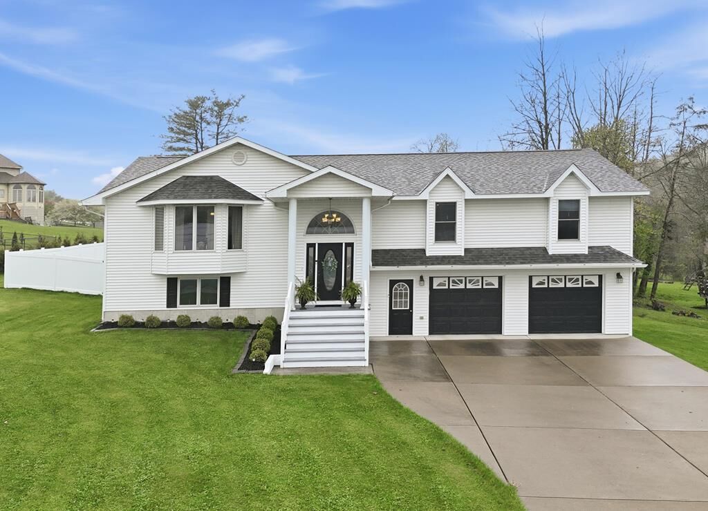 Property Photo:  575 Gateway Industrial Park Rd  PA 18810 