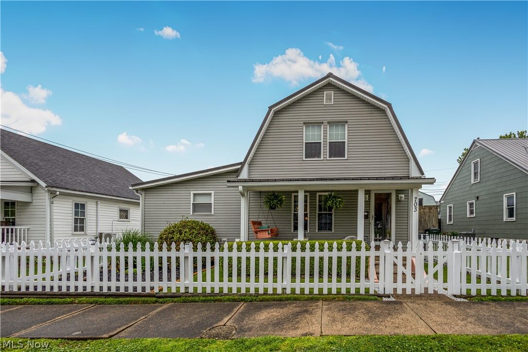 Property Photo:  703 6th Street  WV 26170 