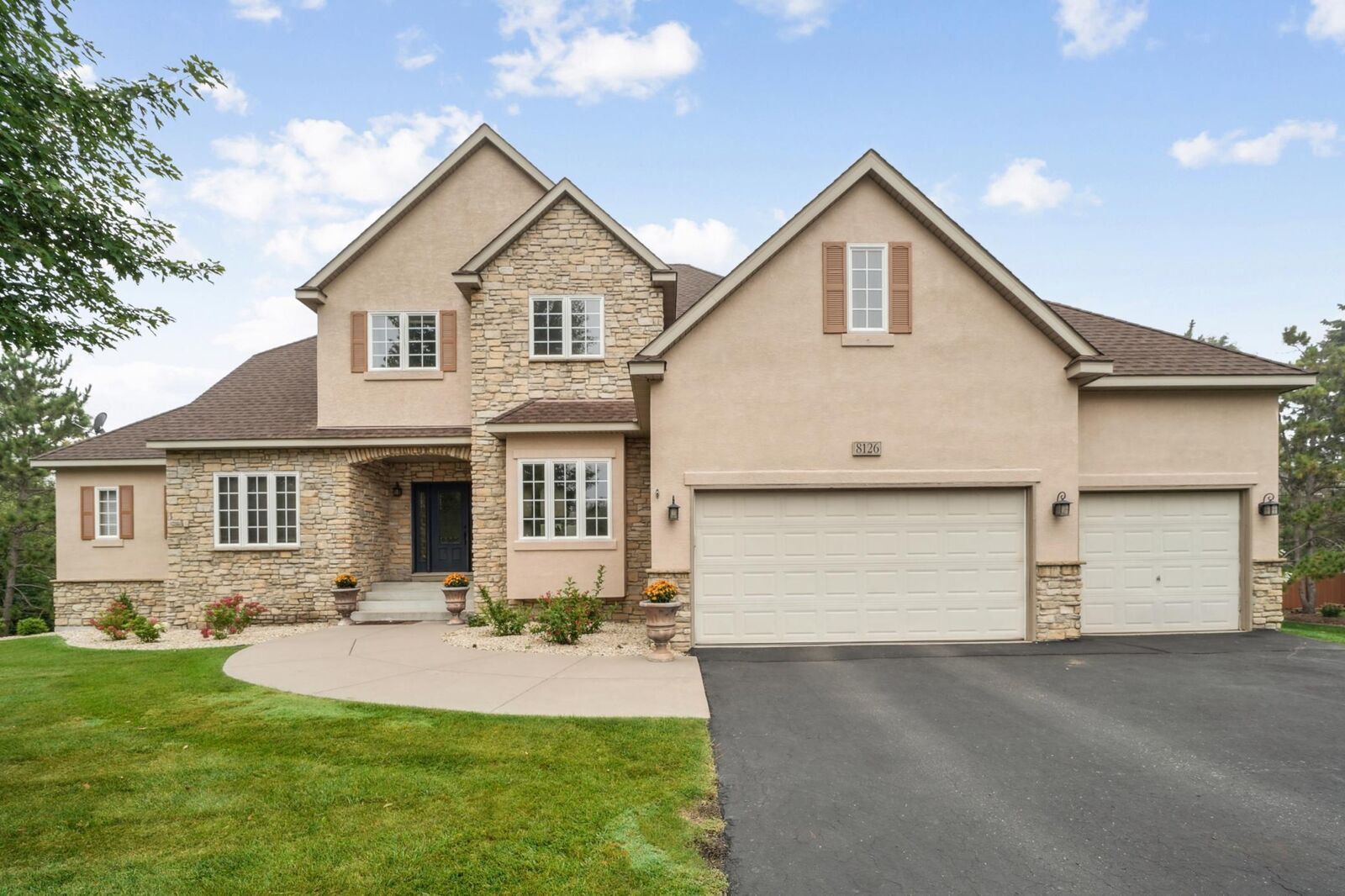 Property Photo:  8126 Pristine Pine Trail  MN 55347 
