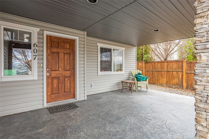 Property Photo:  607 Lefevere Avenue  BC V1W 5G7 
