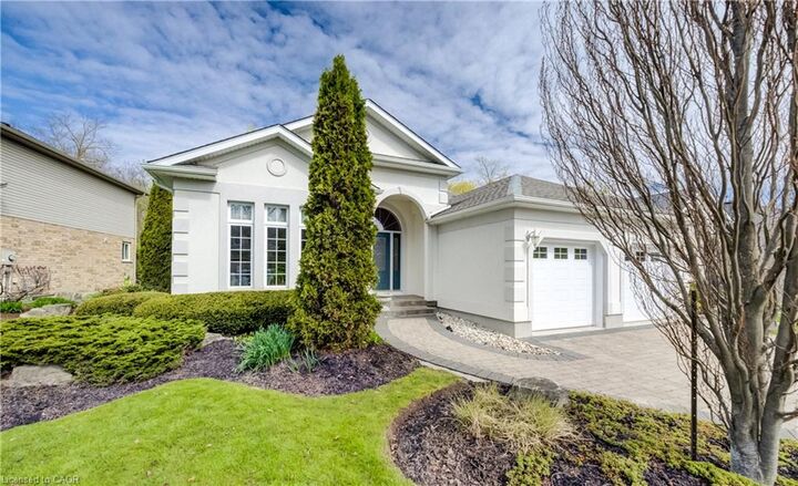 Property Photo:  44 Laschinger Boulevard  ON N3A 2G7 