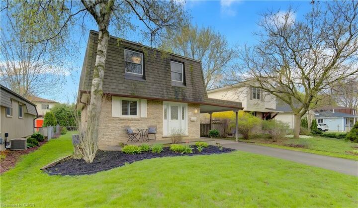 Property Photo:  331 Dansbury Drive  ON N2K 2M1 