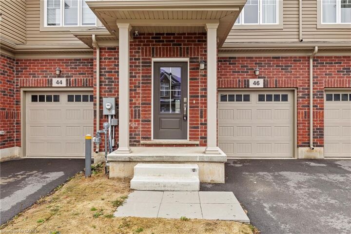 Property Photo:  46 Samuel Avenue  ON L2B 5N5 