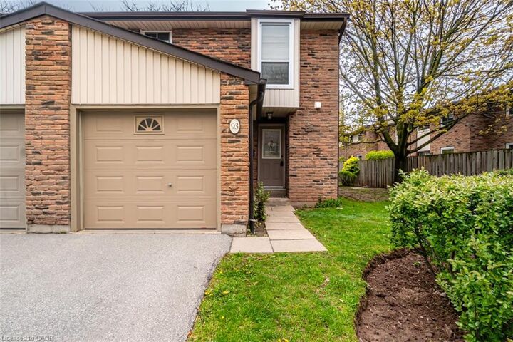 Property Photo:  680 Regency Court 93  ON L7N 3L9 