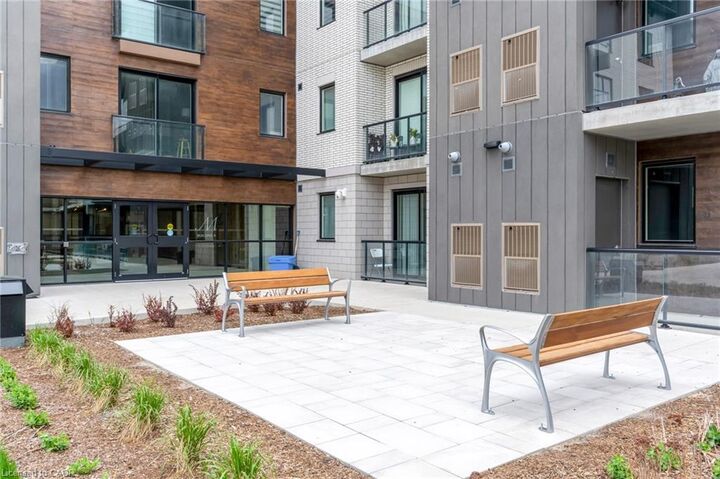 Property Photo:  7549 Kalar Road 214  ON L2H 2Y6 
