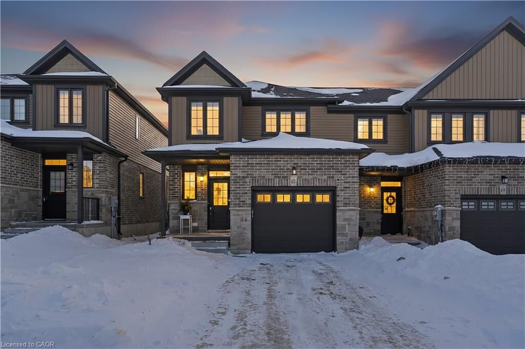 Property Photo:  120 Links Crescent  ON N4T 0K7 