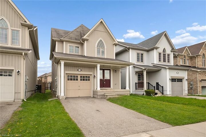 Property Photo:  414 Thompson Street  ON N4T 0G7 