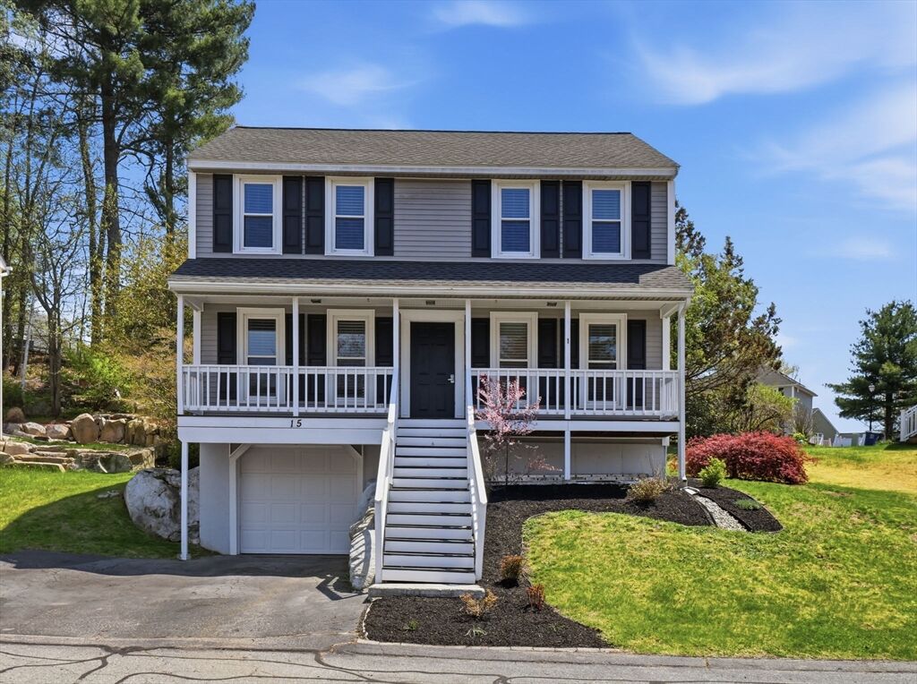 Property Photo: 15 Jasmine Ct MA 01826