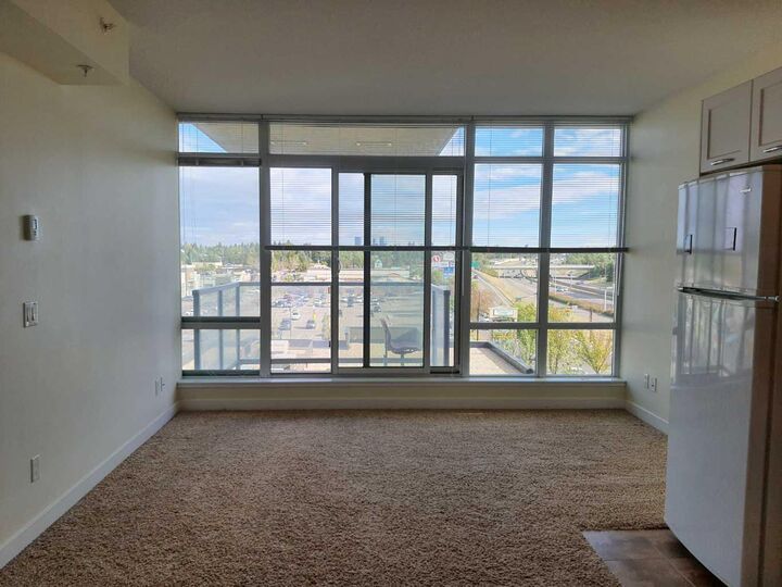 Property Photo:  3820 Brentwood Road NW 404  AB T2L 2L5 