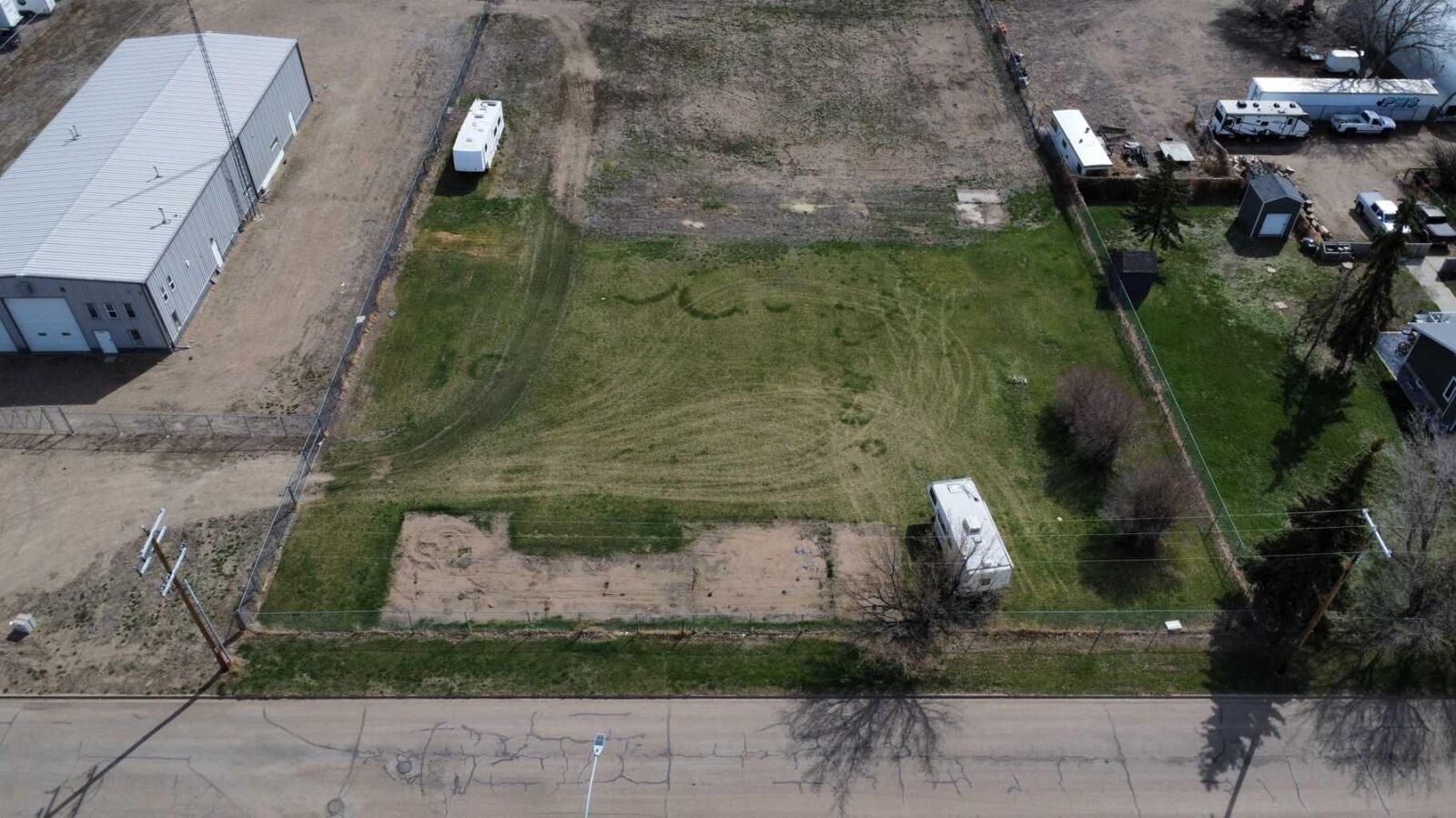 Property Photo: 933 2 Avenue AB T0J 0B0