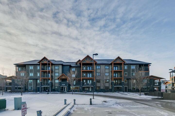 Property Photo:  402 Kincora Glen Road NW 3203  AB T3R 0V2 