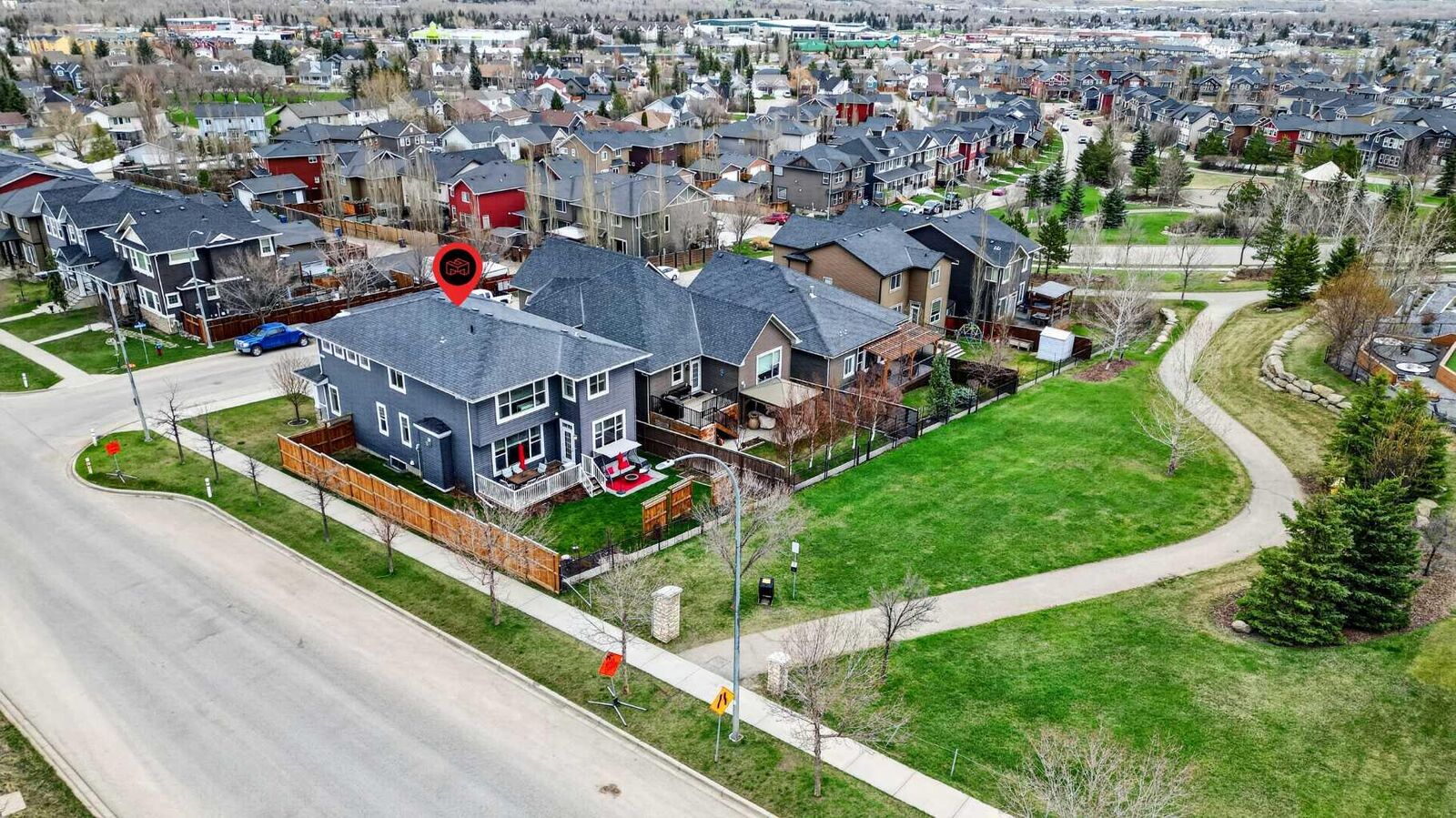 Property Photo:  41 Westridge Road  AB T1S 0K9 