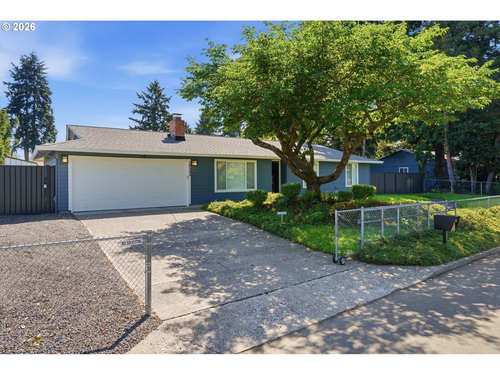 Property Photo:  16505 NE 11th St  WA 98684 