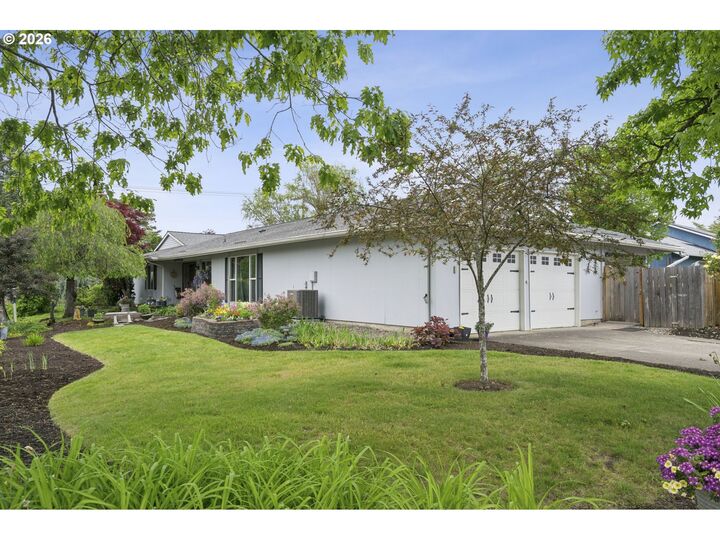 Property Photo:  3130 NW 148th Pl  OR 97006 