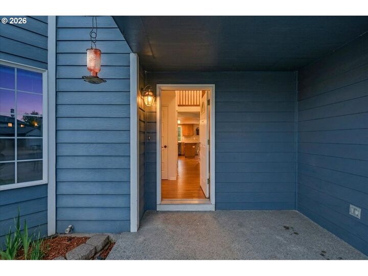 Property Photo:  6406 NE 106th Cir  WA 98686 
